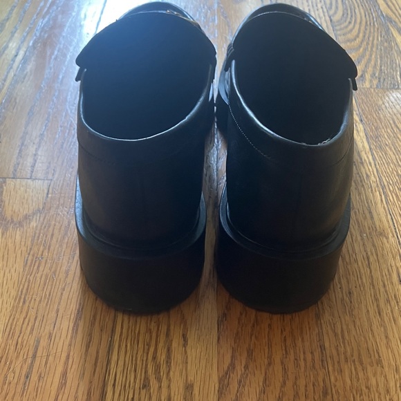 Zara Black heeled Loafers with Gold Detail - Picture 4 of 6